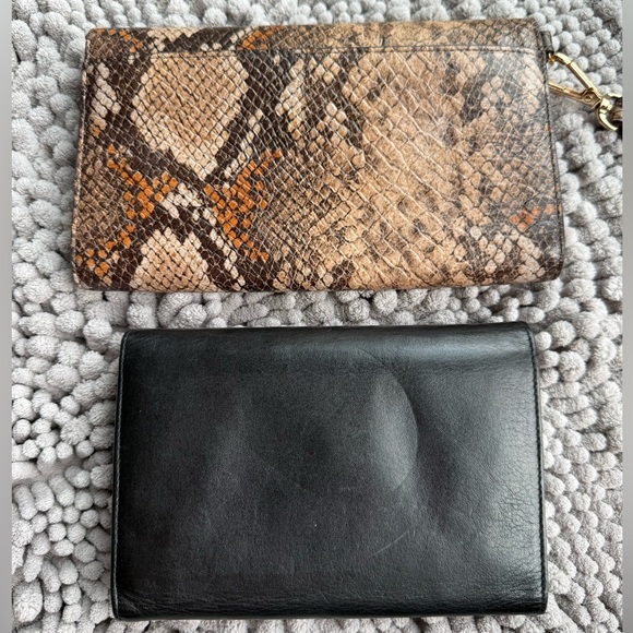 2 Nordstrom leather wallets; wristlet and trifold. Like new. Beautiful - Picture 14 of 16